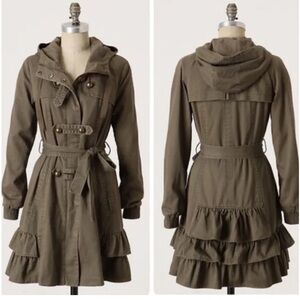 Anthropologie Idra Army Green Trench Coat  Jacket With Ruffle Hem Size 10 (M/L)